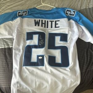 Signed XL LenDale White jersey